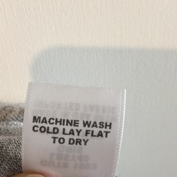 Frame T-Shirt - Picture 5 of 5